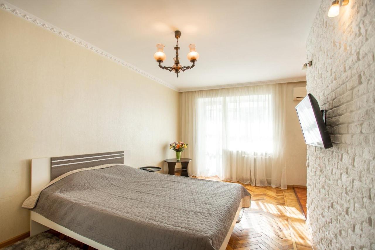 Cosy flat in the city centre Mikołajów Zewnętrze zdjęcie